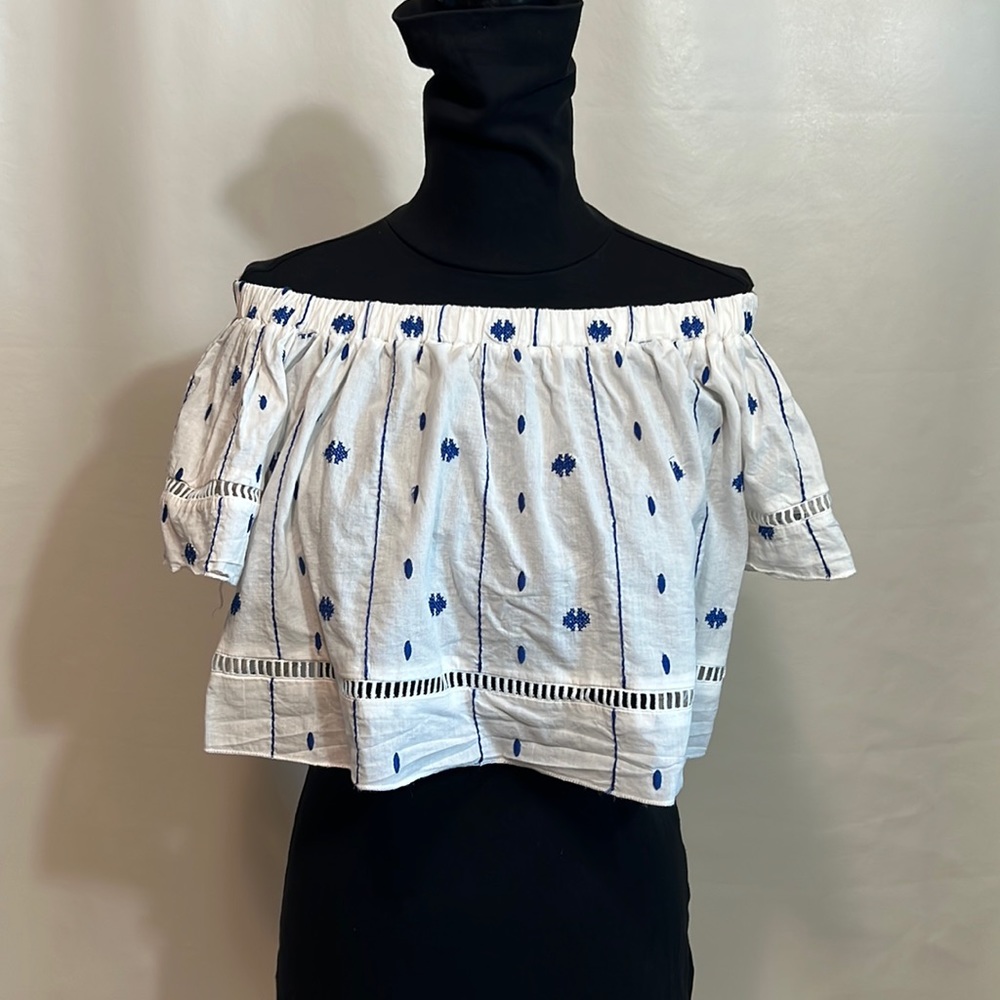 !!3 FOR $25 — Cotton Off-the-Shoulder Embroidered White Crop Top